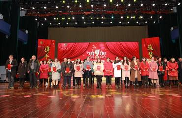 字牌噴繪發(fā)光字單頁(yè)工廠直銷 南昌印刷噴繪 字牌旗幟